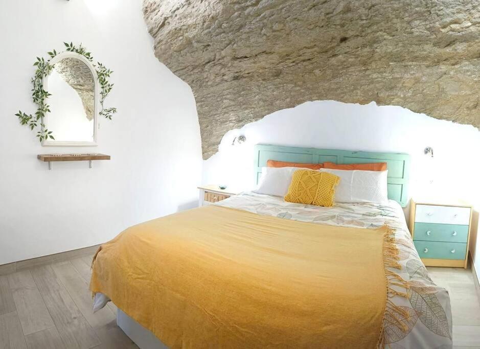 Casa Cueva La Luna Setenil De Las Bodegas Eksteriør billede